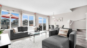 *Entire Home Spacious 3 bed, 2.5 bath duplex*